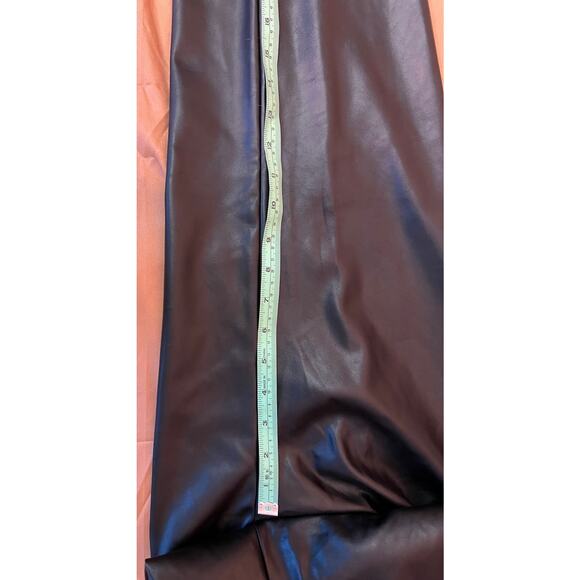 Gap Women’s Black High Rise Vegan Leather Straight Pull-On Pants, Sz Small Tall - Picture 8 of 11